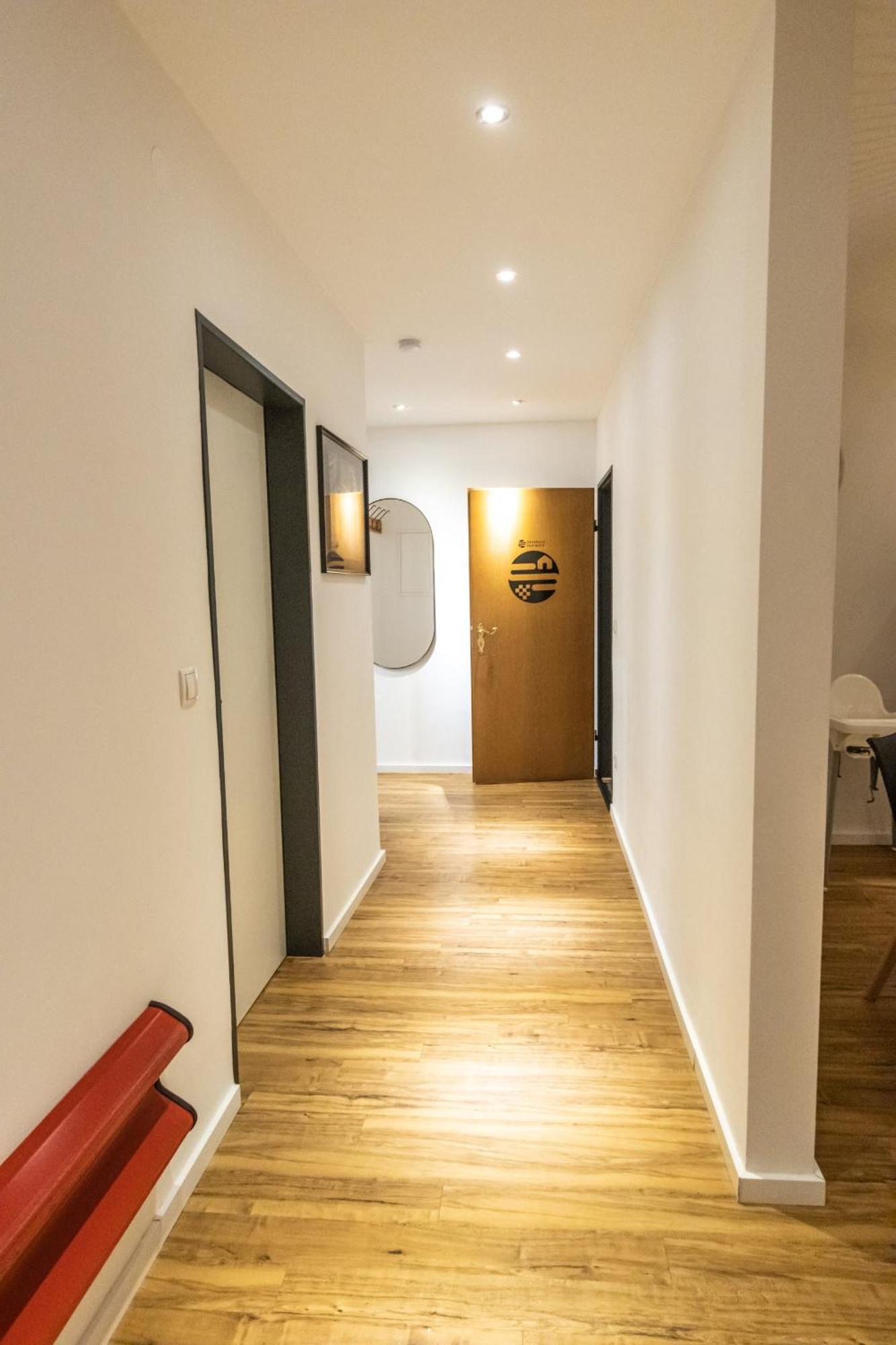 Suedschleife Appartements - Wlan - Direkt Am Ring Reimerath Exterior photo